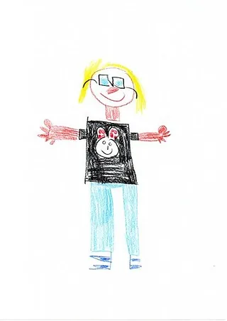 Kinderzeichnung einer Figur mit Brille und T-Shirt.